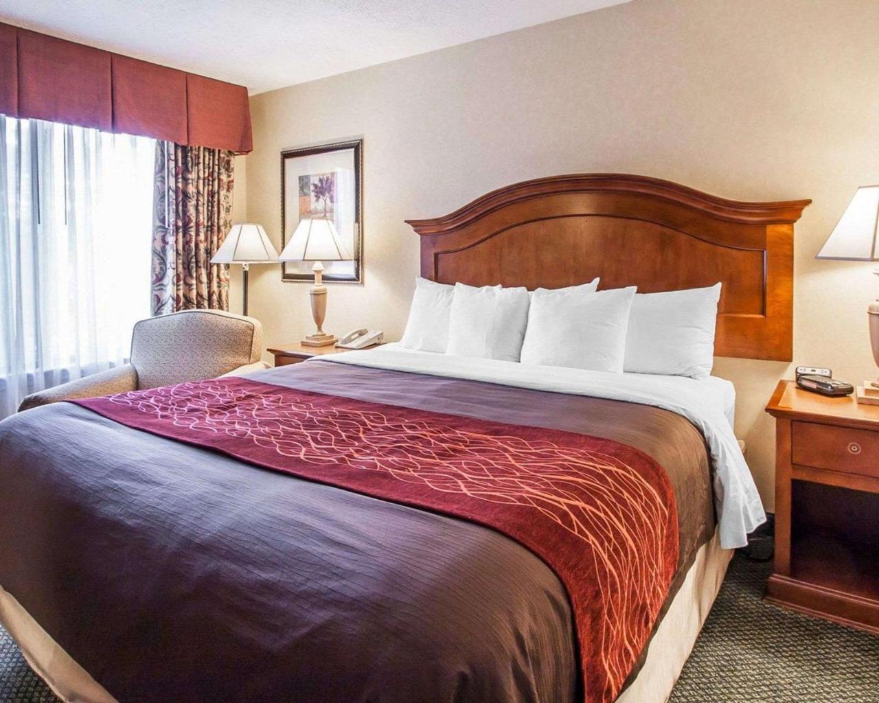 Comfort Inn Conference Center Hillsboro Eksteriør billede