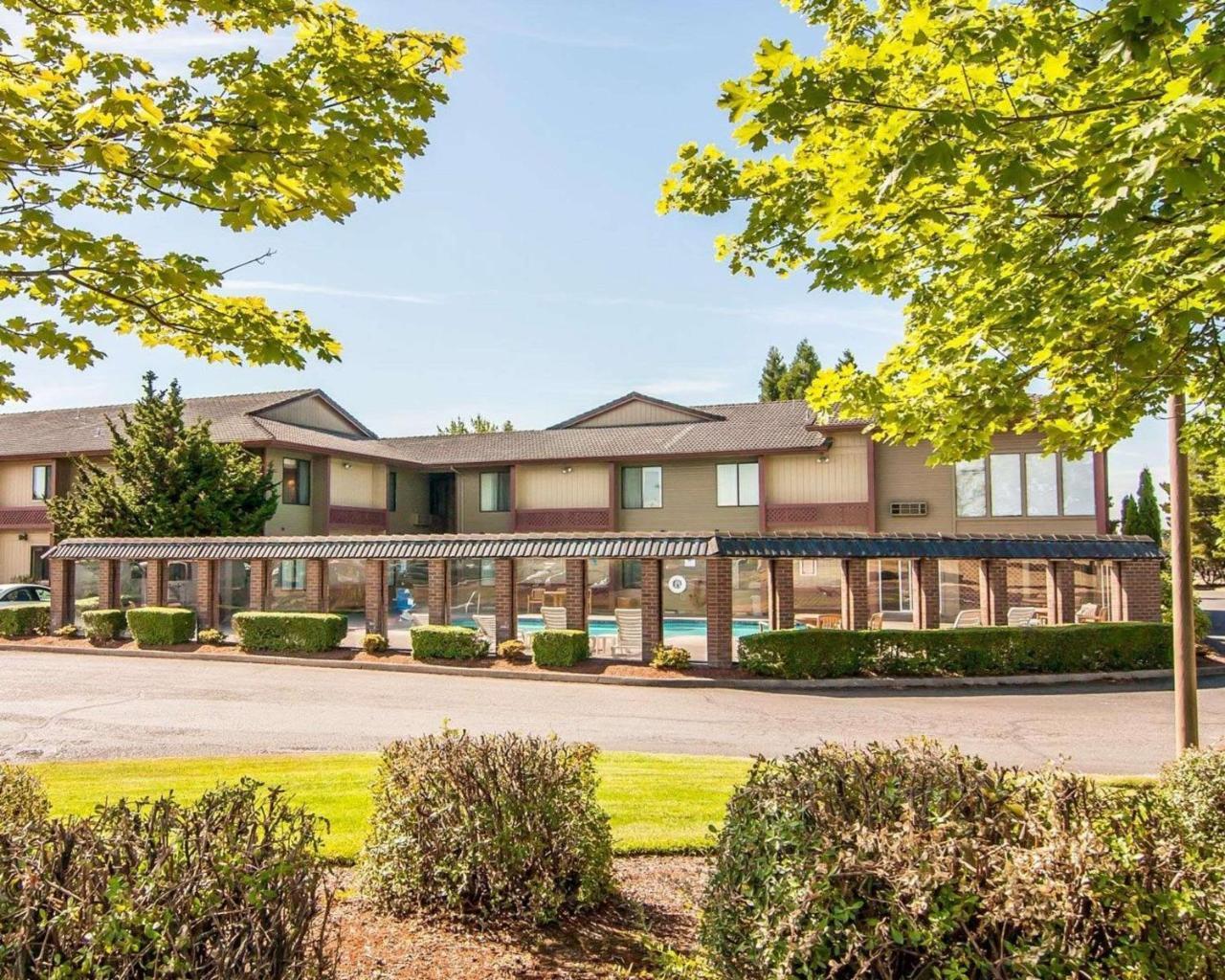 Comfort Inn Conference Center Hillsboro Eksteriør billede